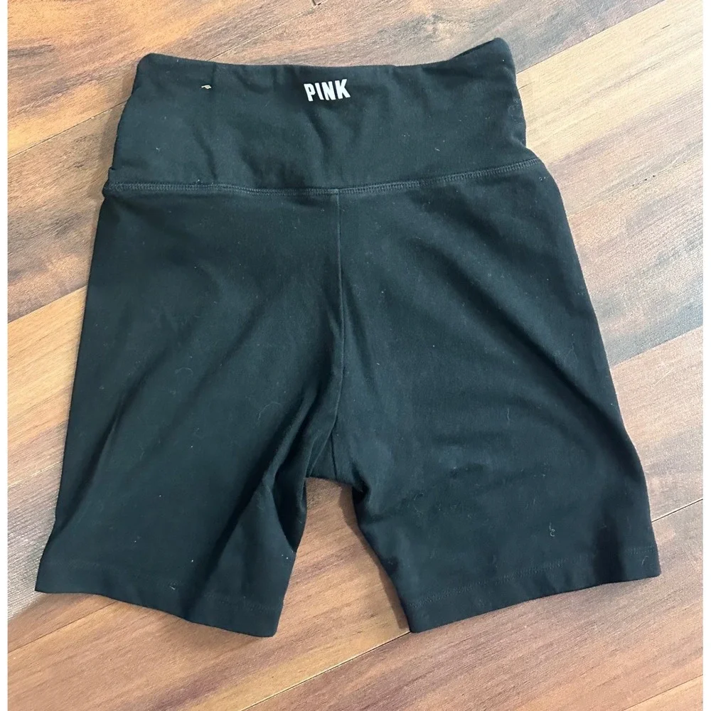 Victoria's Secret PINK Black Crossover V-Waist Bike Shorts Metallic Logo Womens‎ - Picture 2 of 6